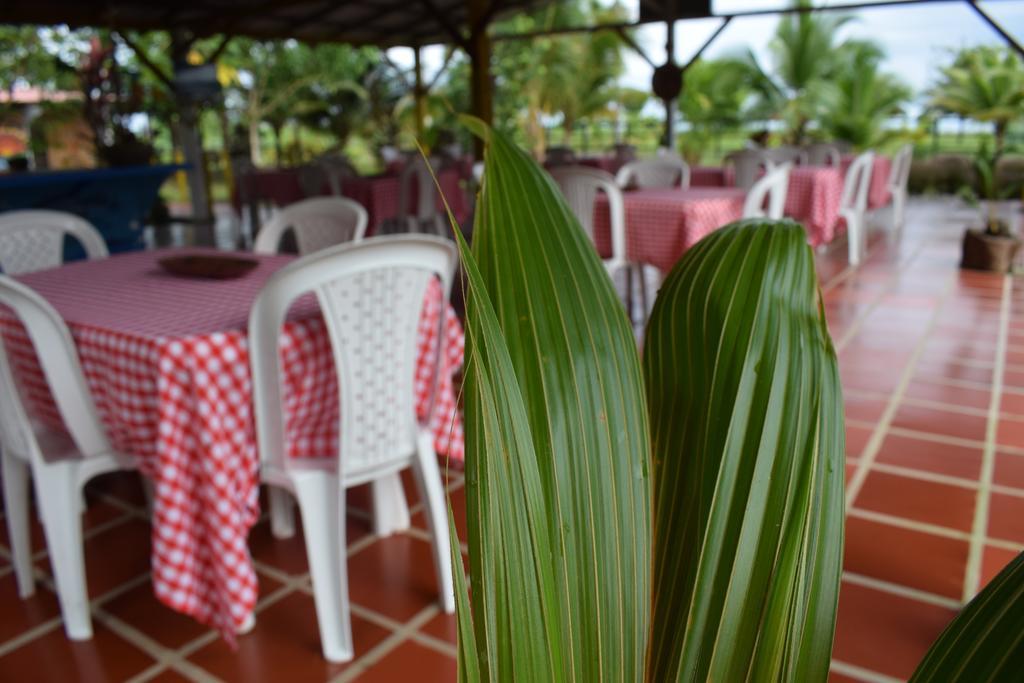 Hotel Nuquimar Ngoại thất bức ảnh